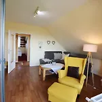 Haus Oevern Diek 4 * Büsum